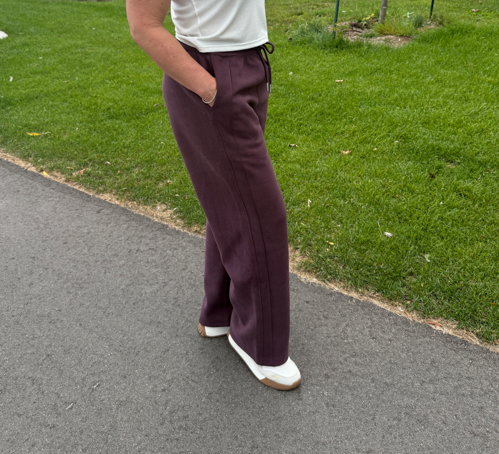 Signature Wide-Leg Sweatpants
